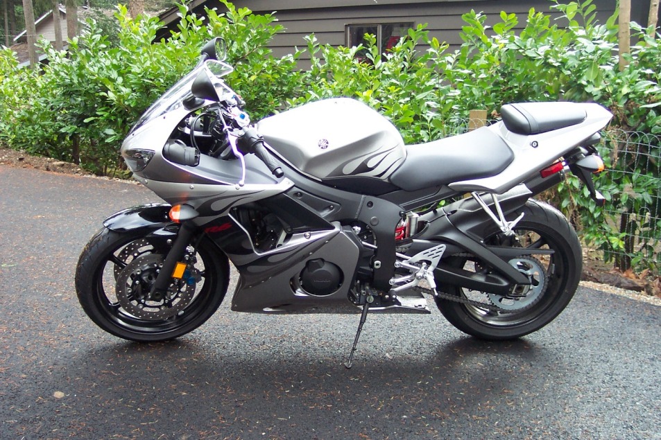 yamahar6.jpg